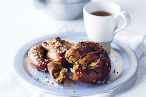 how to make matcha pretzels