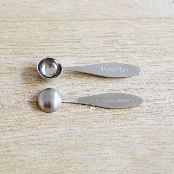 teapigs branded stainless steel loose leaf spoon